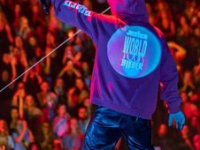 Justin Bieber em uma apresentação (Foto: Reprodução / Instagram)